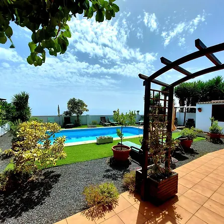 Holiday home Boleros *